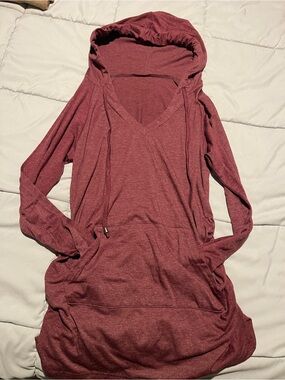 Maternity Amazon Women's Hooded V-Neck Tunic Sweatshirt - Maroon